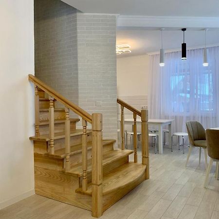 Котедж Макс Slavske Ngoại thất bức ảnh