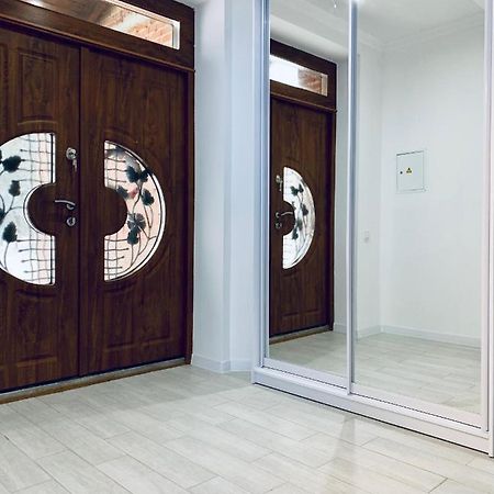 Котедж Макс Slavske Ngoại thất bức ảnh