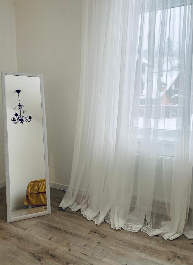 Котедж Макс Slavske Ngoại thất bức ảnh